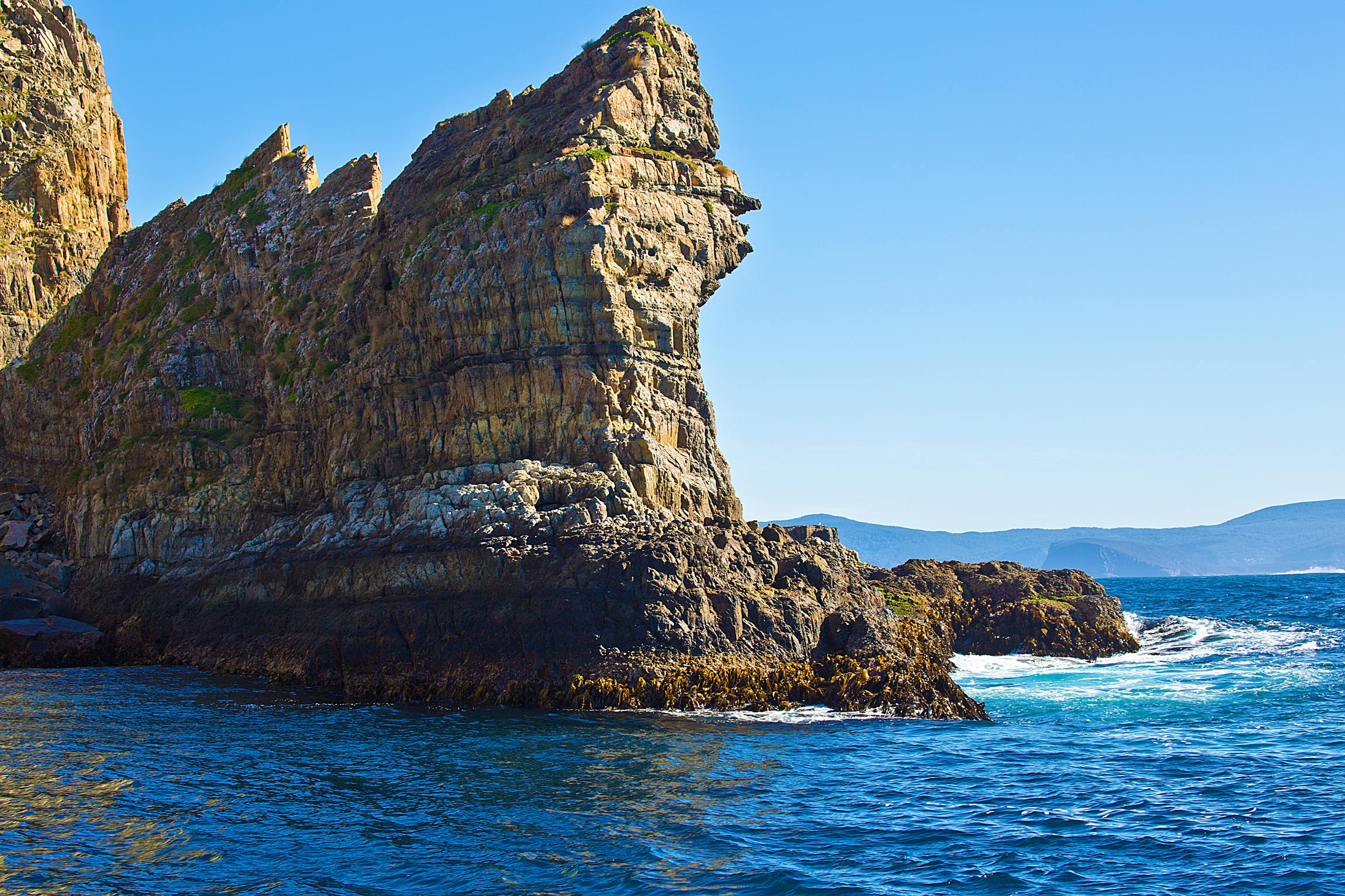 TasmanCliff_Compressed