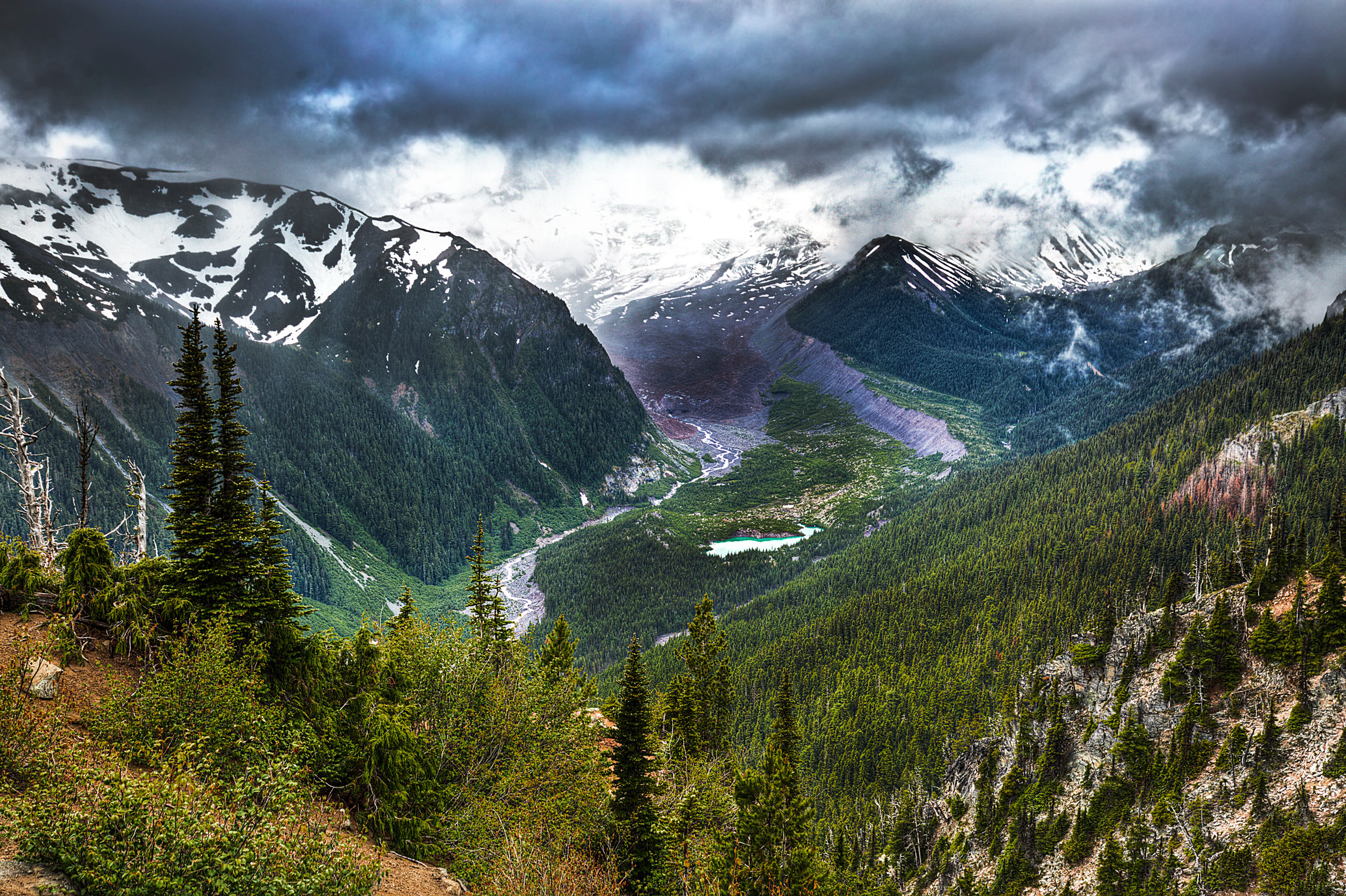TheFoggyValley_Compressed