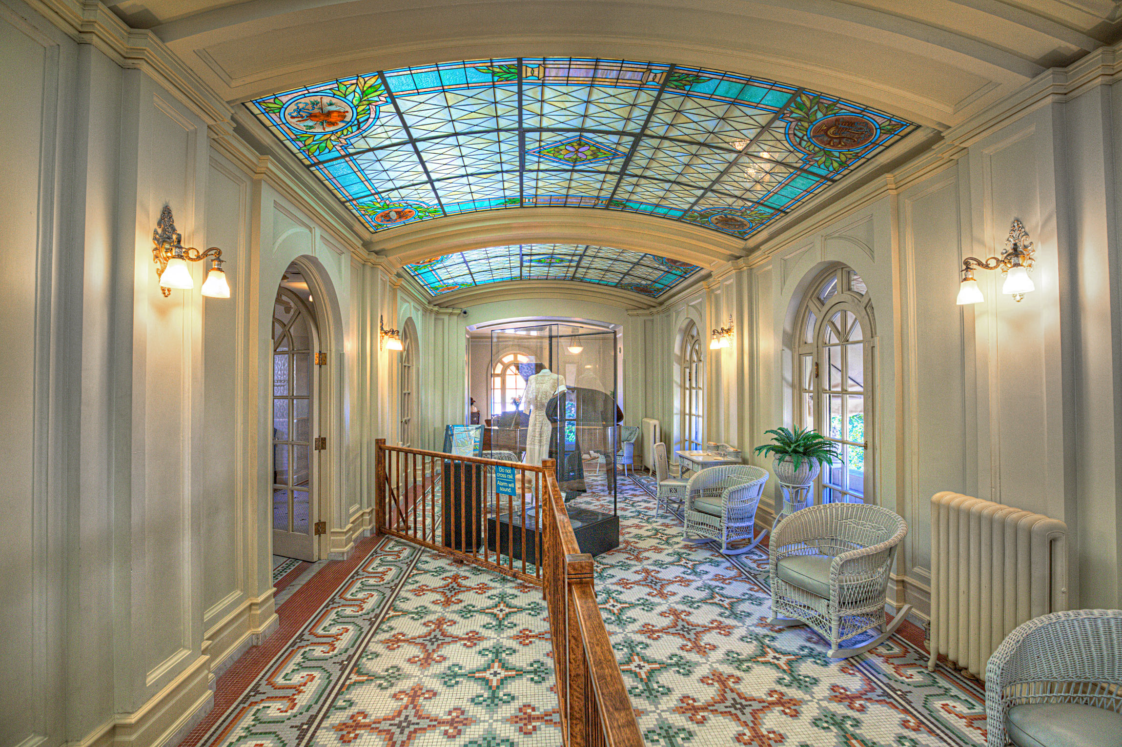 interior_longview_compressed_desat